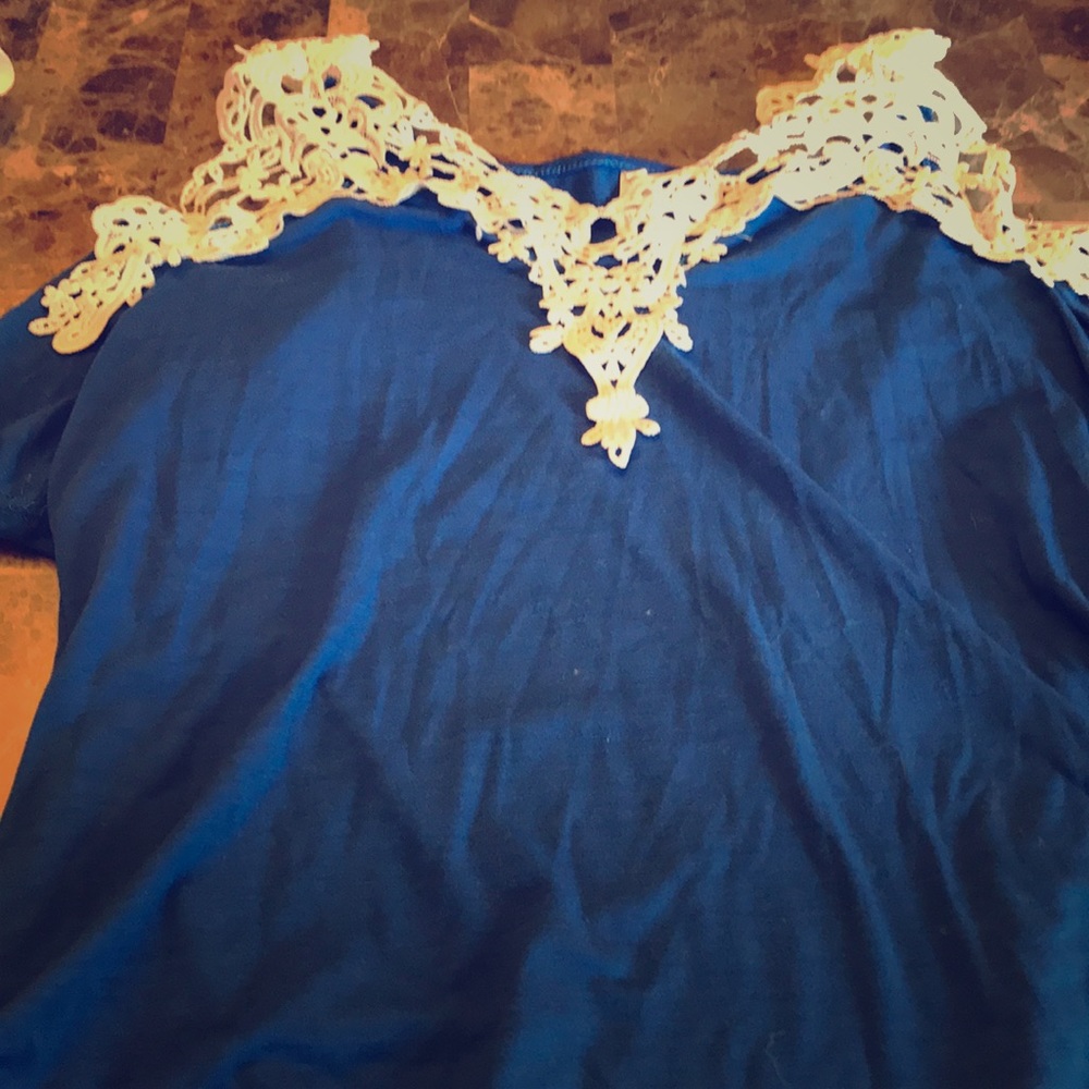 Cold shoulder top